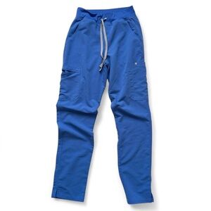 Figs women’s high waisted Yola skinny scrub Pants in Ceil Blue